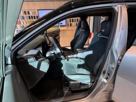 Fahrzeugbild 10 Fahrzeugbild 10