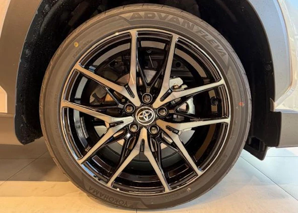 Fahrzeugbild 6 Fahrzeugbild 6