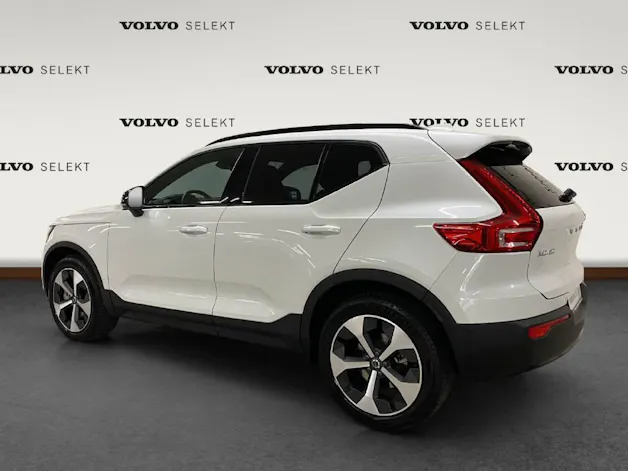 Volvo XC40 2.0 B4 MH Plus Dark