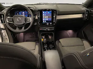 Volvo XC40 2.0 B4 MH Plus Dark