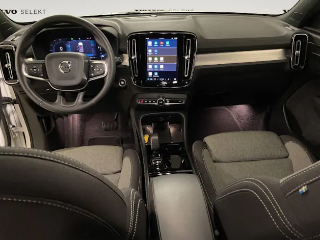 Volvo XC40 2.0 B4 MH Plus Dark