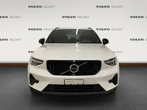 Volvo XC40 2.0 B4 MH Plus Dark