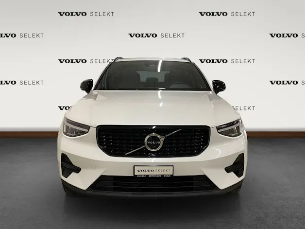 Volvo XC40 2.0 B4 MH Plus Dark