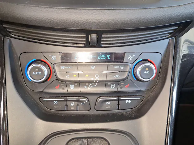 Ford Kuga 2.0 TDCi 150 ST-Line FPS