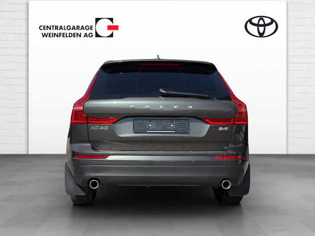 Volvo XC60 2.0 B4 MH Momentum AWD