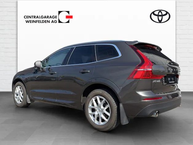 Volvo XC60 2.0 B4 MH Momentum AWD