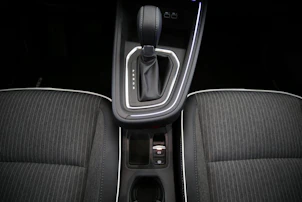 Fahrzeugbild MITSUBISHI Colt 1.6 HEV Instyle