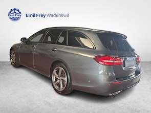 Fahrzeugbild MERCEDES-BENZ E 450 4MATIC T-Modell AMG Line