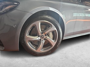 Fahrzeugbild MERCEDES-BENZ E 450 4MATIC T-Modell AMG Line