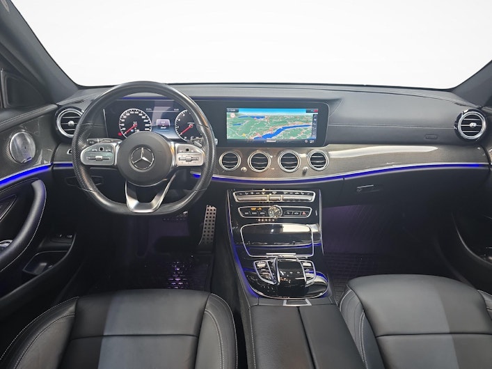 Fahrzeugbild MERCEDES-BENZ E 450