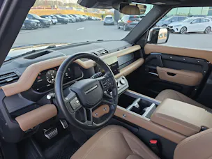 Land Rover Defender 130 3.0 D I6 300 X-Dynamic HSE (CH) AHK 3.0T