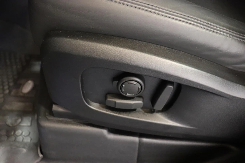 Fahrzeugbild LAND ROVER DEFENDER