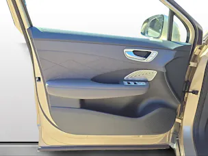 MG S6 EV 77 kWh Luxury 4WD