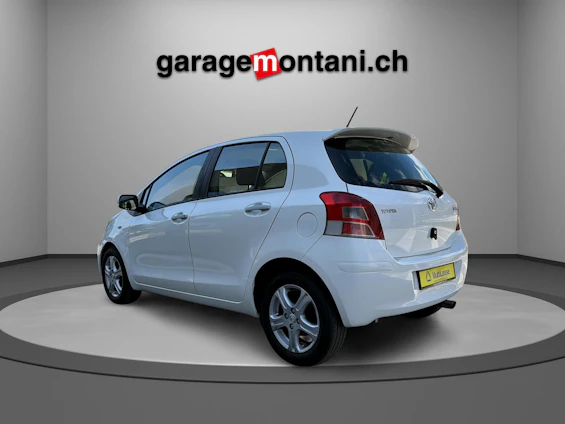 immagine del veicolo 3 immagine del veicolo 3