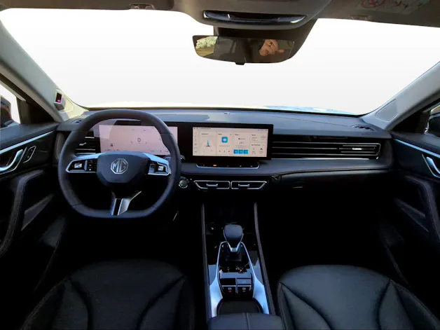 MG HS 1.5 PHEV Luxury