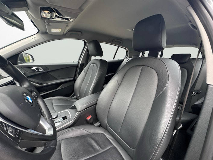 Fahrzeugbild BMW 1 SERIES