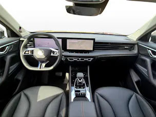 MG HS 1.5 PHEV Luxury