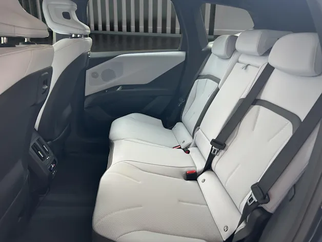 BMW iX3 50 xDrive M Sportpaket