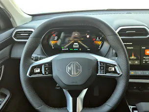 MG ZS 1.5 Hybrid+ Luxury