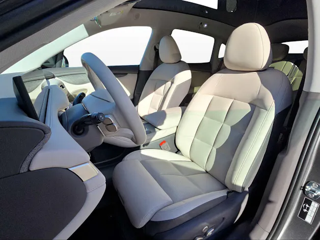 MG IM6 100 kWh Performance 21 4WD