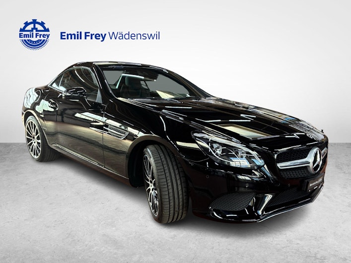 image du véhicule MERCEDES-BENZ SLC 200