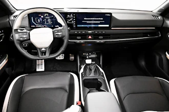 https://vehicle.imgix.net/4201666/dcf005ad-37c7-43bf-9d2c-195bf34d2379.jpg