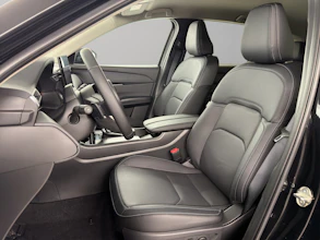 https://vehicle.imgix.net/4201671/d25d9420-0853-4665-812f-5ccfc191cdca.jpg
