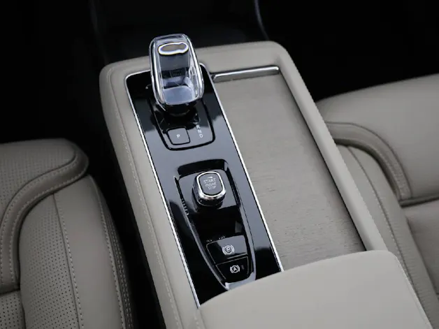 Volvo XC90 2.0 T8 TE XCLUSIVE Ultra Dark eAWD