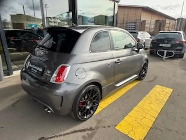Fiat 595 Abarth 1.4 T-Jet 160 Competizione