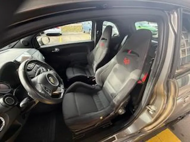 Fiat 595 Abarth 1.4 T-Jet 160 Competizione