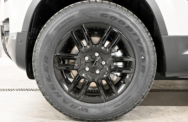 immagine del veicolo 4 immagine del veicolo 4