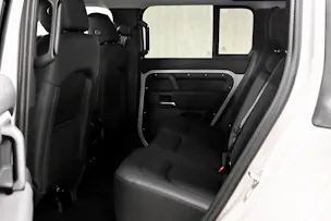 Land Rover Defender 110 3.0 D I6 250 S