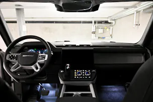 Land Rover Defender 110 3.0 D I6 250 S