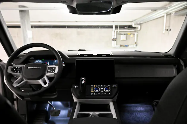 Land Rover Defender 110 3.0 D I6 250 S
