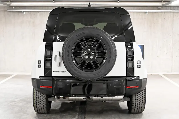 Land Rover Defender 110 3.0 D I6 250 S