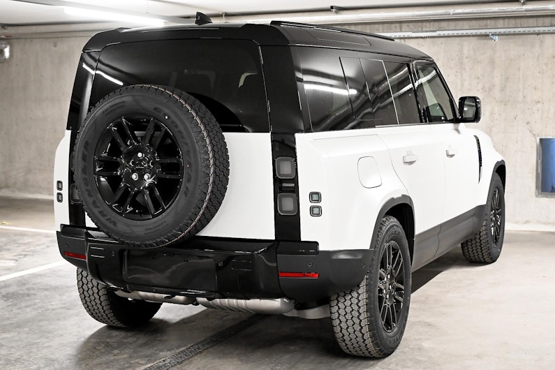 image du véhicule LAND ROVER DEFENDER