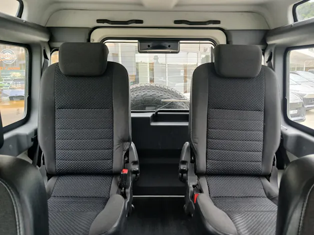 Land Rover Defender 90 2.4 Tdi SW