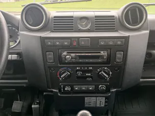 Land Rover Defender 90 2.4 Tdi SW