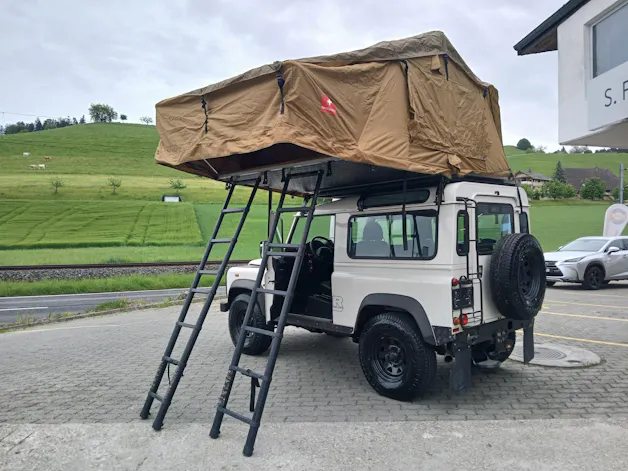 Land Rover Defender 90 2.4 Tdi SW