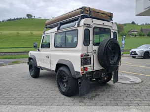 Land Rover Defender 90 2.4 Tdi SW