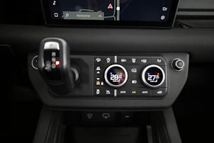 immagine del veicolo LAND ROVER Defender 110 3.0 D I6 250 X-Dynamic SE