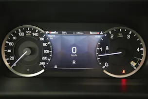 Land Rover Defender 110 3.0 D I6 250 X-Dynamic SE
