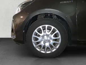 Toyota Yaris 1.5 VVT-i HSD Trend