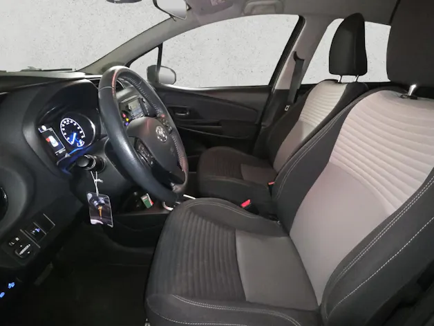 Toyota Yaris 1.5 VVT-i HSD Trend