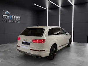 Audi Q7 3.0 V6 TDI quattro T-Tronic