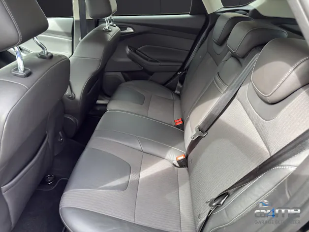 Ford Focus 1.6i EcoB SCTi 182 Titanium