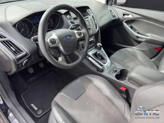 Ford Focus 1.6i EcoB SCTi 182 Titanium