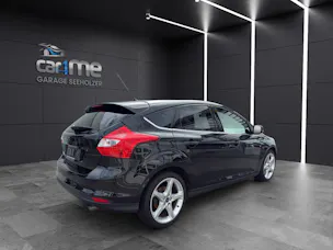 Ford Focus 1.6i EcoB SCTi 182 Titanium