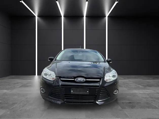 Ford Focus 1.6i EcoB SCTi 182 Titanium