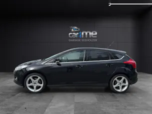 Ford Focus 1.6i EcoB SCTi 182 Titanium